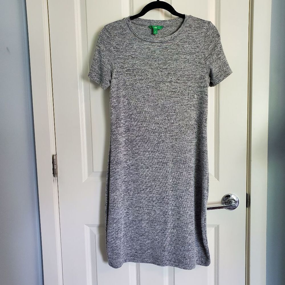 Dip Short Sleeve T-Shirt Dress